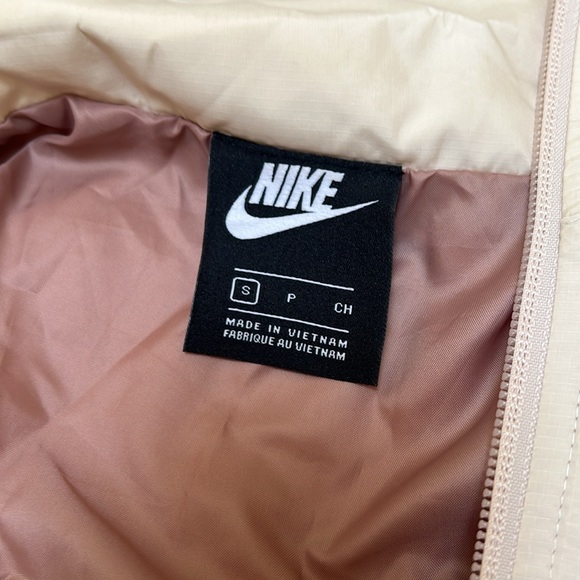 Original Nike Windbreaker | Vintage Nike Sportswear Running Jacket Khaki - Picture 7 of 8